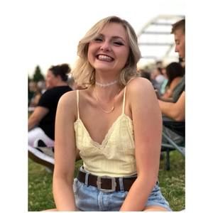 Meet your Posher, Ashley